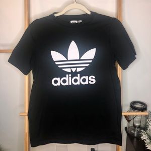 Adidas black logo t-shirt